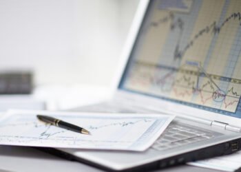 Is Investment Bankers/Brokers/Service A Good Career Path?